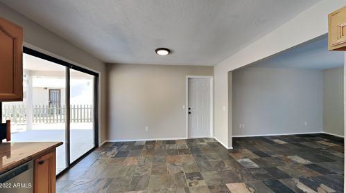 19431 33rd Ave, Phoenix, AZ 85027-3802