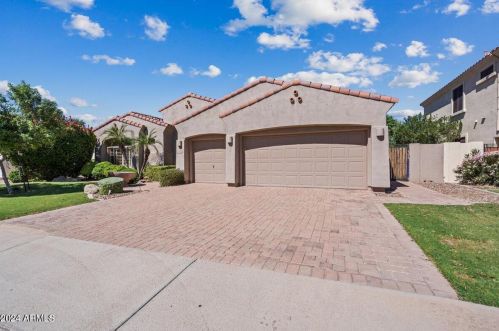 4400 Oleander Dr, Chandler, AZ 85248-4837