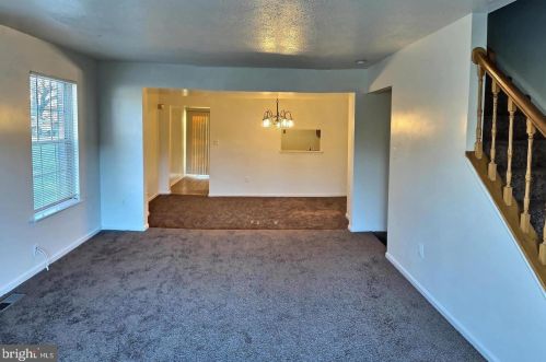 521 Pickwick Village Way, Silver Spring MD  20901-3800 exterior