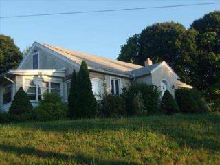 7271 Pa Route 873, Slatington, PA 18080-2130