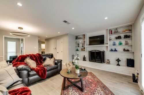 15821 El Estado Dr, Dallas TX  75248-4436 exterior