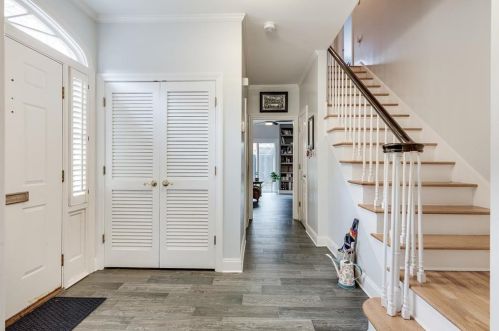 7 Kings Walk, Atlanta GA 30307-1205 exterior