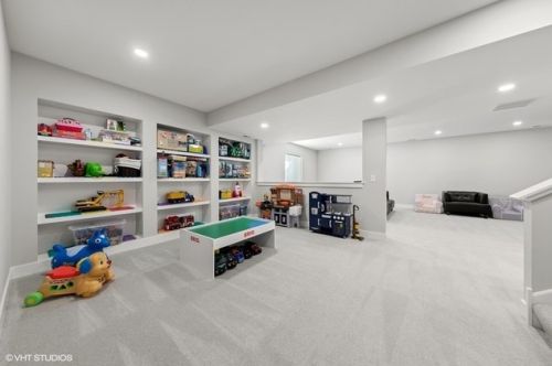 662 Parkside Ave, Elmhurst IL 60126-5029 exterior