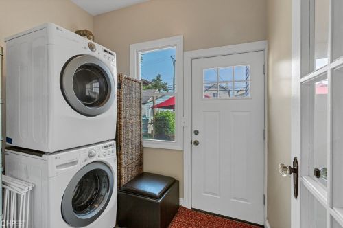 3430 Shakespeare Ave, Chicago IL 60647-3917 exterior