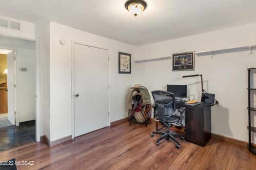 7117 Camino De Los Caballos, Tucson AZ 85743-9689 exterior