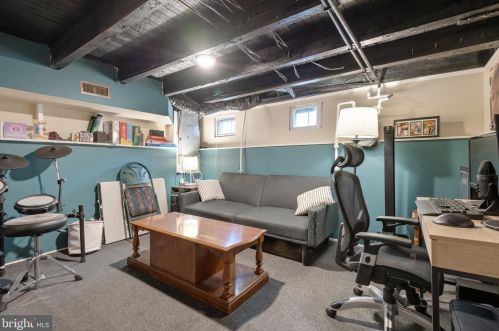 563 Shippen St, Lancaster PA  17602-4305 exterior