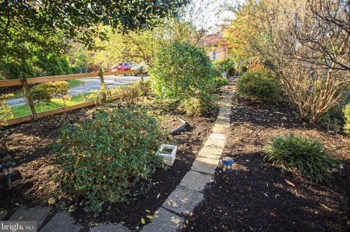 217 Harvey St, Philadelphia PA 19144-3818 exterior