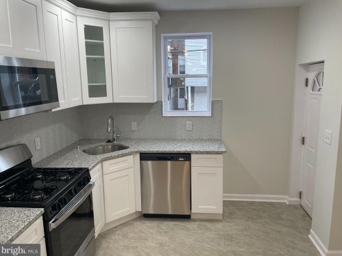 6624 18th St, Philadelphia PA  19126-2617 exterior