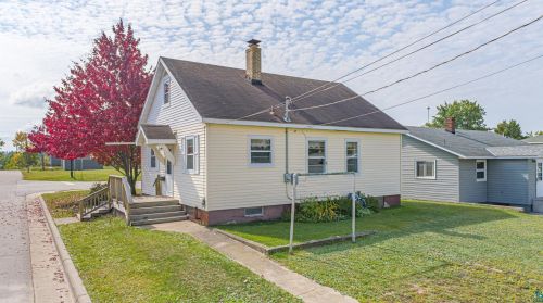 745 James St, Ely MN 55731-1535 exterior