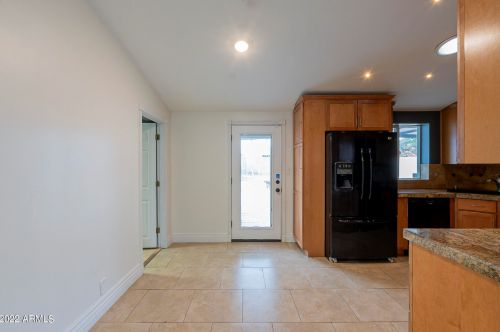 2540 Amelia Ave, Phoenix AZ  85016-6708 exterior