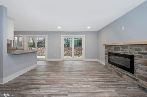 10402 Great Arbor Dr, Rockville MD  20854-4215 exterior