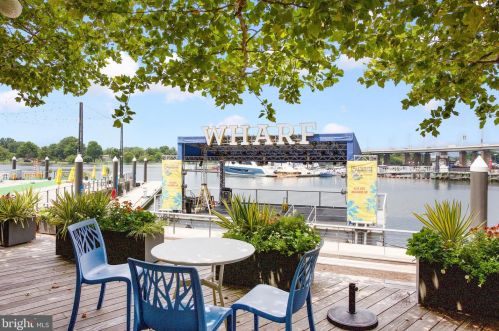 350 G St, Washington DC  20024-4215 exterior