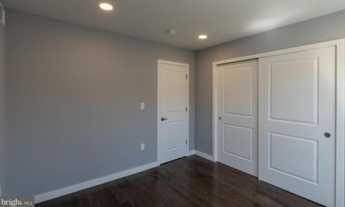 2010 23 St, Philadelphia PA 19145-2704 exterior