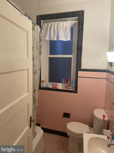 3647 Frankford Ave, Philadelphia PA 19134-2131 exterior