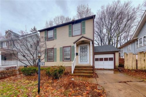 3256 Meadowbrook Blvd, Cleveland OH  44118-3432 exterior