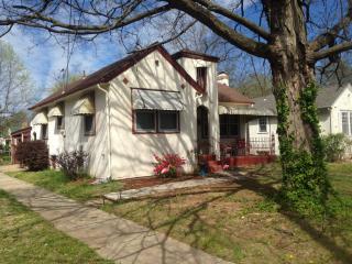 1735 Fremont Ave, Springfield MO  65804-1147 exterior