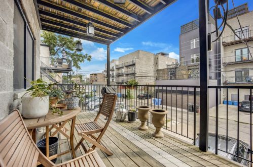 843 Mozart St, Chicago IL 60622-4417 exterior