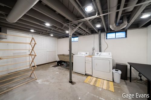 1171 5th St, Grand Rapids MI 49504-5092 exterior