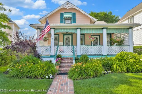 24 Grant Ave, Locust, NJ 07760-2002