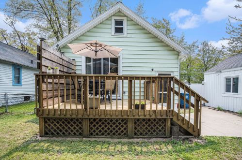 2036 Philo Ave, Meskegon MI  49441-1465 exterior