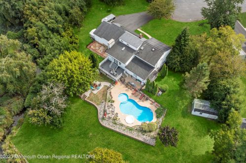 53 Arlene Dr, West Long Branch NJ 07764-1100 exterior