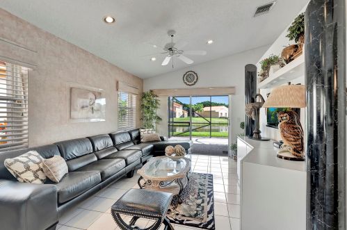 8051 Nadmar Ave, Boca Raton FL 33434-5404 exterior