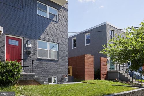 840 Oglethorpe St, Washington, DC 20011-2737