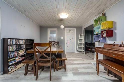 8601 Almena Dr, Kalamazoo MI  49009-9310 exterior