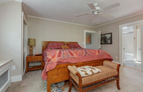 28 Westbourne Rd, Concord NH 03301-2916 exterior