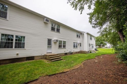 21 Oak St, Methuen MA  01844-5473 exterior