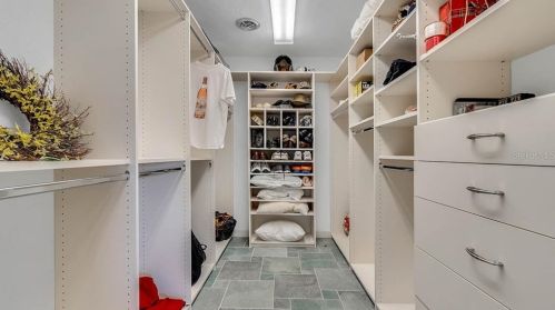 4038 Shorecrest Dr, Orlando FL 32817-1255 exterior