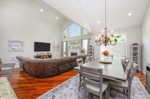 1 Maria Ct, Old Bridge NJ 08857-4407 exterior