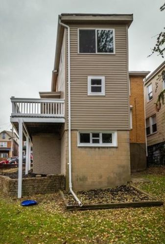629 Blanton St, Pittsburgh PA  15207-1140 exterior