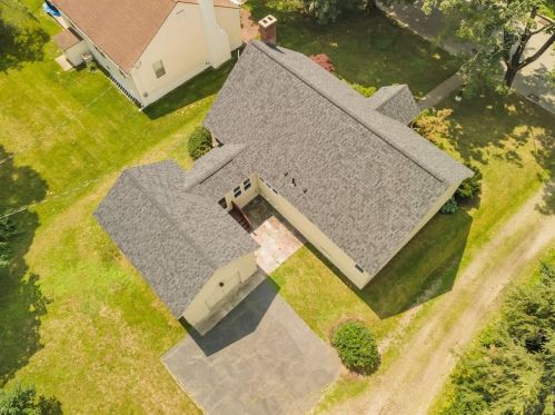 30 Kinnicutt Rd, Worcester MA 01602-1546 exterior