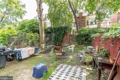 5016 Hazel Ave, Philadelphia PA 19143-1621 exterior