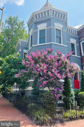 623 6 St, Washington DC 20024-2693 exterior