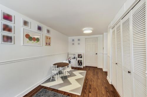 969 Fairfield Ave, Elmhurst IL 60126-4946 exterior