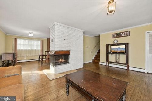 111 Hillside Ave, Haddon Heights NJ 08035-1132 exterior