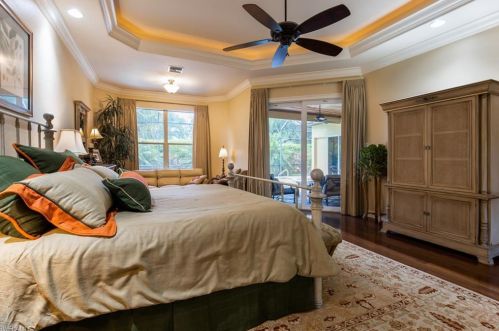 819 Bentwood Dr, Naples FL 34109 exterior