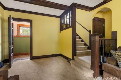 90 John Ball Park Dr, Grand Rapids MI 49504-5443 exterior