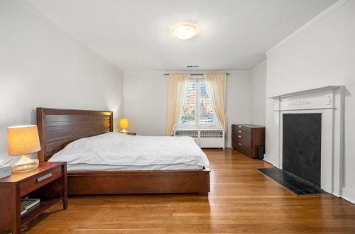 5454 Kipling Rd, Pittsburgh PA 15217-1038 exterior