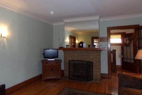 1416 Bank St, Kalamazoo MI 49001-2906 exterior