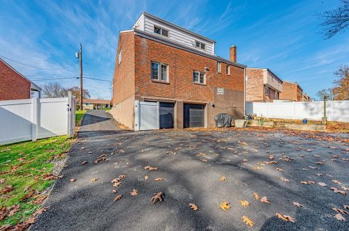 128 Paree Dr, Pittsburgh PA  15239-2424 exterior