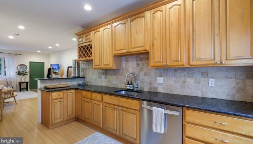 915 19 St, Philadelphia PA 19146-2638 exterior