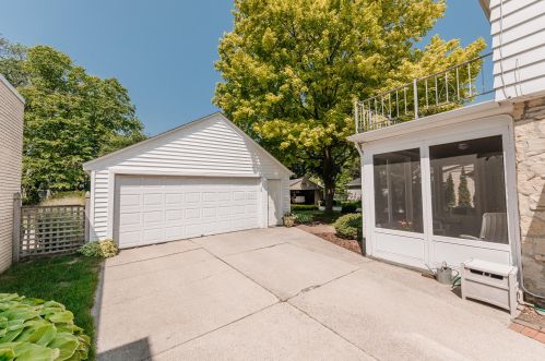 2611 Pasadena Blvd, Milwaukee WI 53226-1950 exterior