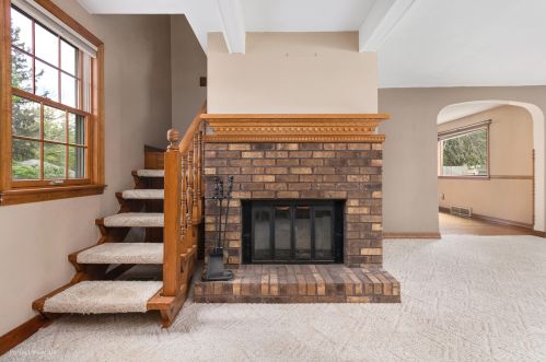 932 Wicker St, Bull Valley IL 60098-2356 exterior