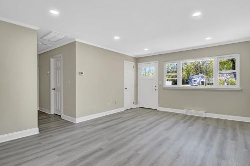 13 Monterey Dr, Hazlet NJ  07730-2143 exterior