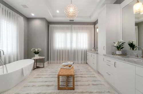 125 18 Ave, Naples FL 34120-0035 exterior