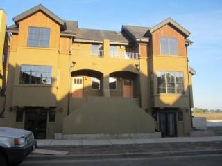 2854 Lord Byron Pl, Eugene OR  97408-4636 exterior