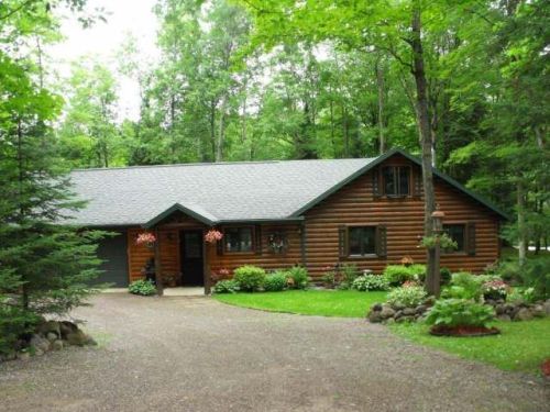 13360 Woodland Ln, Suring, WI 54174-9799